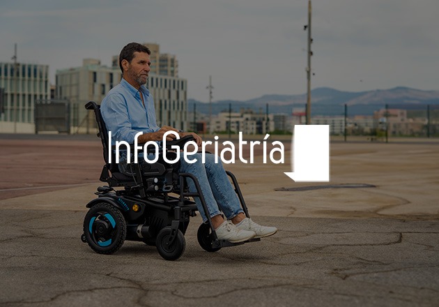 Nueva silla de ruedas eléctrica compacta para mejorar la movilidad en espacios reducido