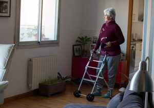 Andador para ancianos. ¿Conoces sus beneficios?