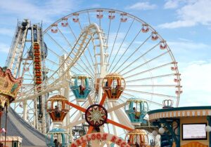 ¿SABÍAS QUE? Hay parques de atracciones adaptados