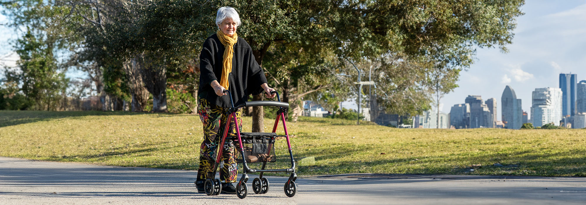 andador_cr04-fp-fm-totalcare_foto_modelo-1