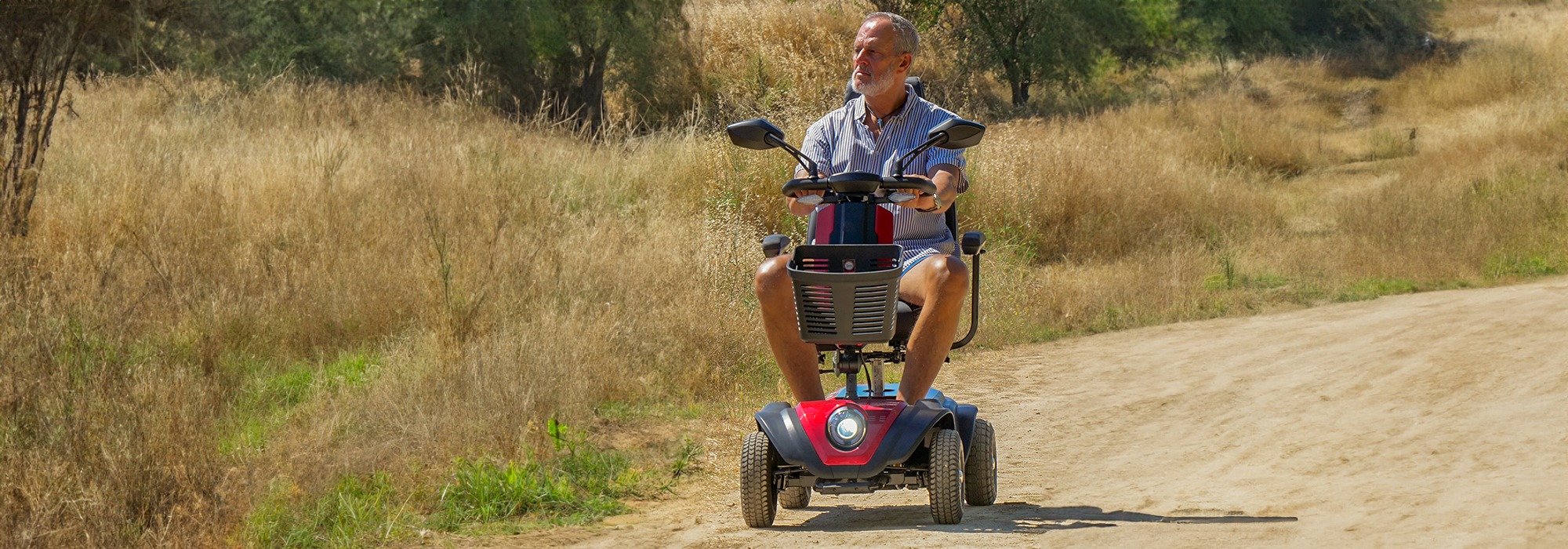 scooter-electrico-mallorka-totalcare-foto_modelo-1