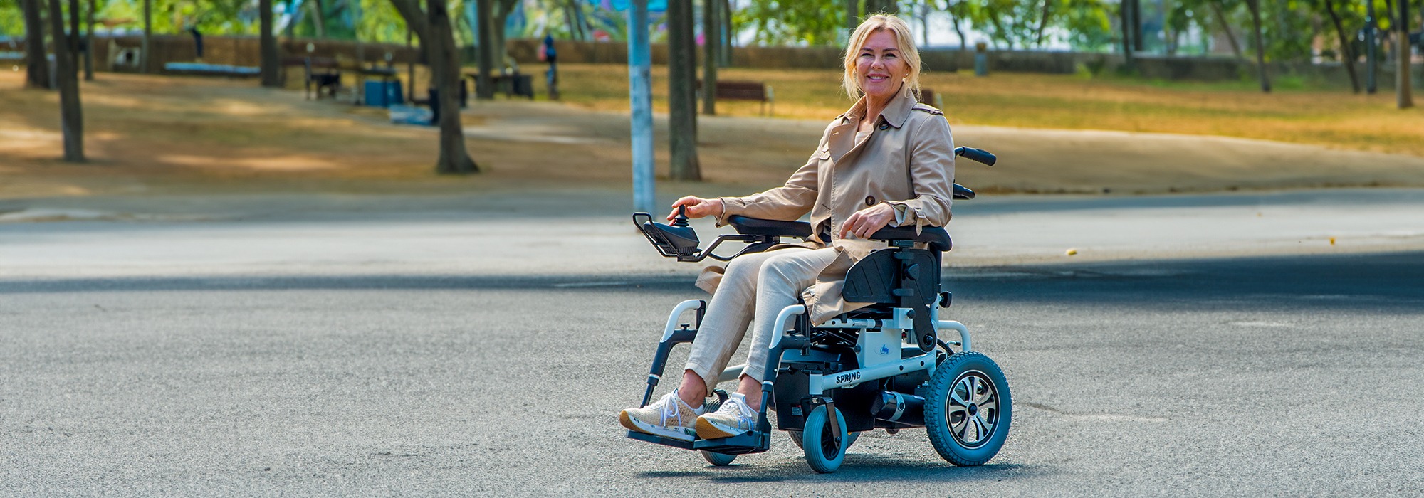 silla-de-ruedas-electrica-spring-totalcare-foto_modelo-1